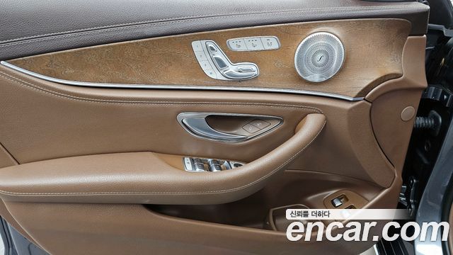 Mercedes-Benz E-Class E300e Exclusive