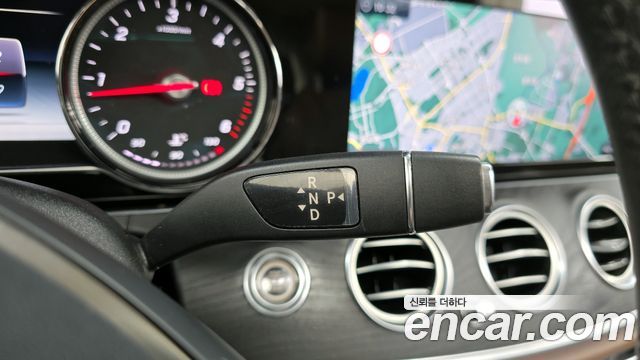 Mercedes-Benz E-Class E220d Avantgarde