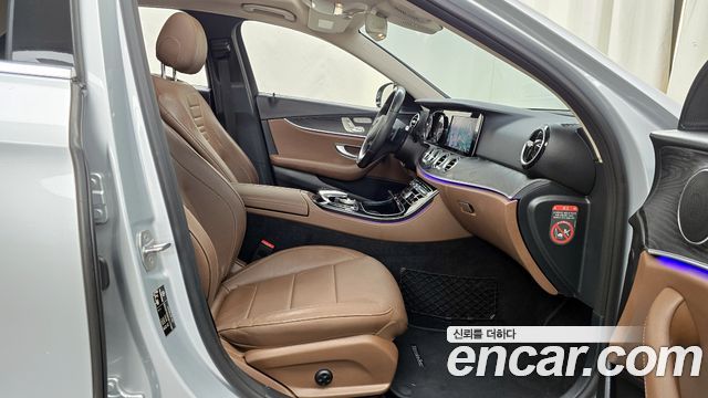 Mercedes-Benz E-Class E220d Avantgarde