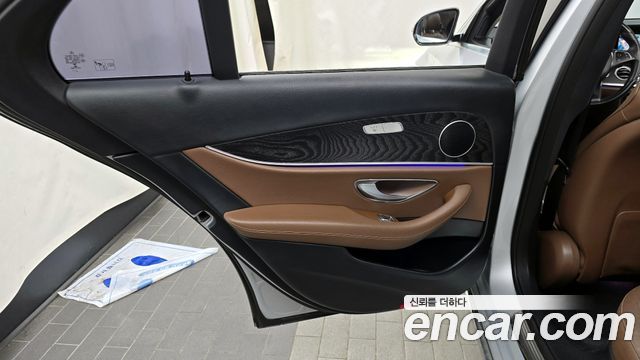 Mercedes-Benz E-Class E220d Avantgarde
