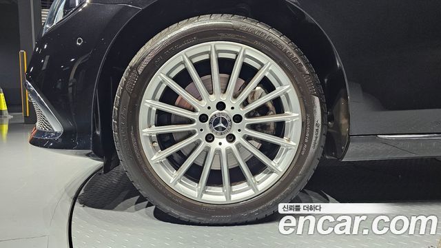 Mercedes-Benz E-Class E220d 4MATIC Exclusive