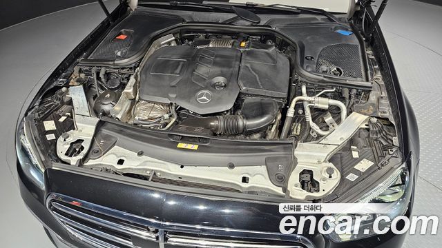 Mercedes-Benz E-Class E220d 4MATIC Exclusive