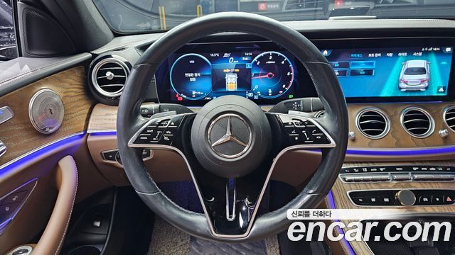 Mercedes-Benz E-Class E220d 4MATIC Exclusive