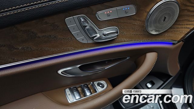Mercedes-Benz E-Class E220d 4MATIC Exclusive