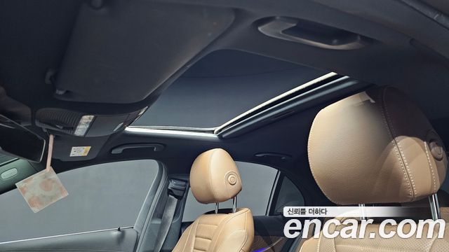 Mercedes-Benz E-Class E220d 4MATIC Exclusive