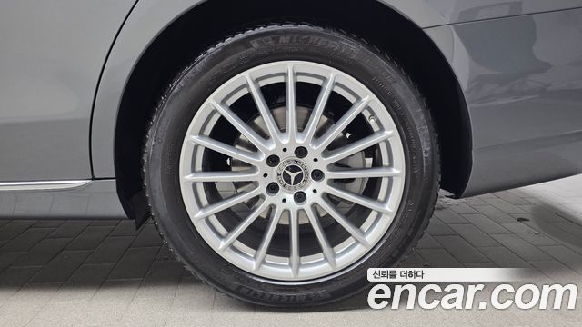 Mercedes-Benz E-Class E250 Exclusive