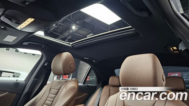 Mercedes-Benz E-Class E300e 4MATIC Exclusive