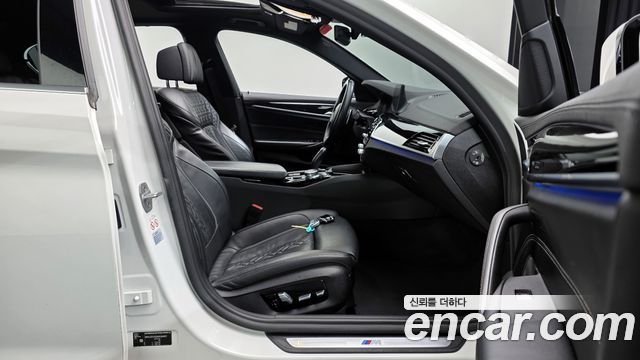 BMW 5-Series 530i xDrive M Sport Package Plus