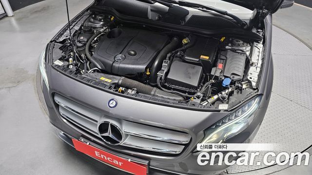 Mercedes-Benz GLA-Class GLA200 d