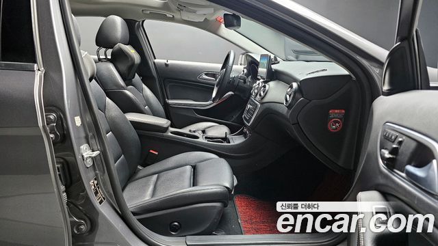 Mercedes-Benz GLA-Class GLA200 d