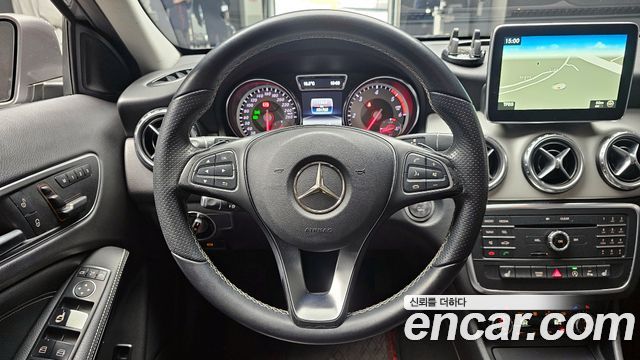Mercedes-Benz GLA-Class GLA200 d