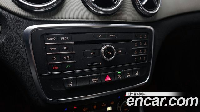 Mercedes-Benz GLA-Class GLA200 d
