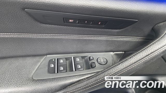 BMW 5-Series 530i M Sport Package