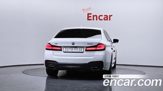 BMW 5-Series 530i xDrive M Sport Package