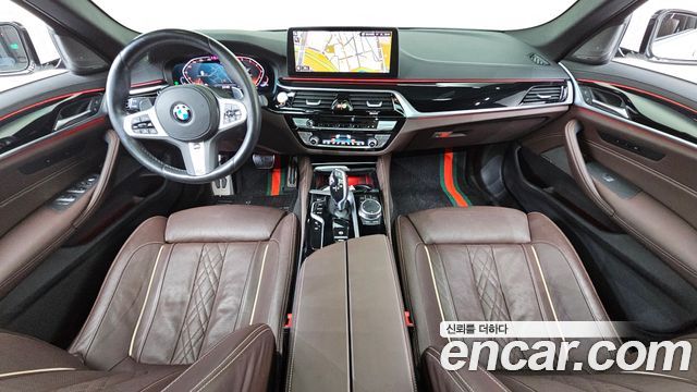 BMW 5-Series 530i xDrive M Sport Package