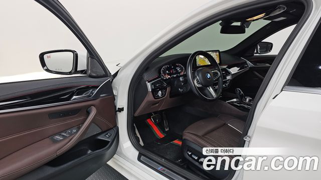 BMW 5-Series 530i xDrive M Sport Package