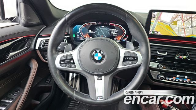 BMW 5-Series 530i xDrive M Sport Package