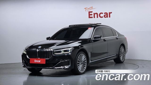 BMW 7-Series 740Li xDrive Design Pure Excellence