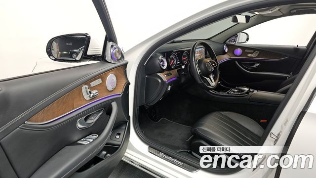 Mercedes-Benz E-Class E220d 4MATIC Exclusive