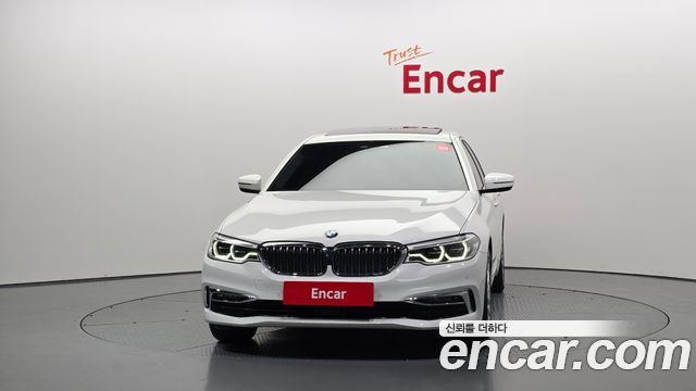 BMW 5-Series 530i Luxury Plus