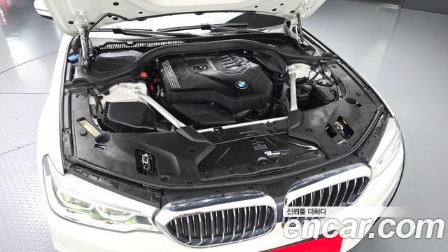 BMW 5-Series 530i Luxury Plus