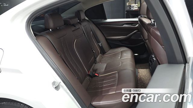 BMW 5-Series 530i Luxury Plus