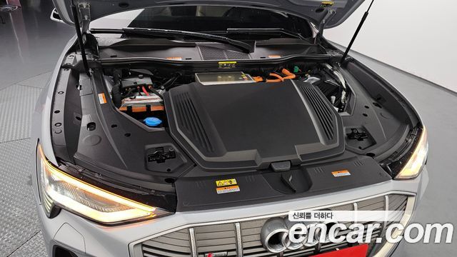 Audi e-tron 55 Quattro Sportback