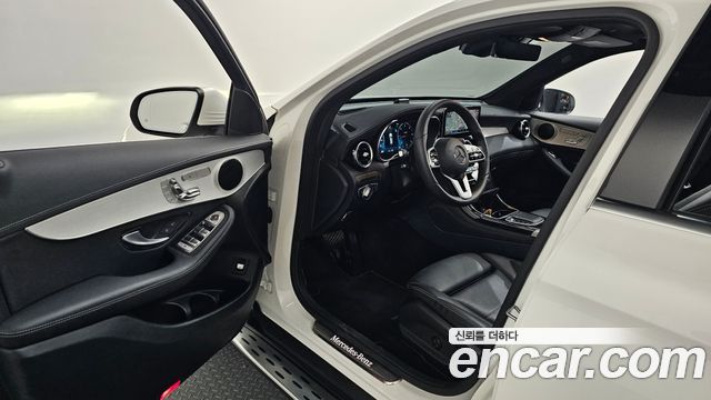 Mercedes-Benz GLC-Class GLC220 d 4MATIC
