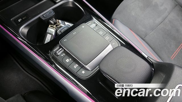 Mercedes-Benz GLB-Class GLB250 4MATIC