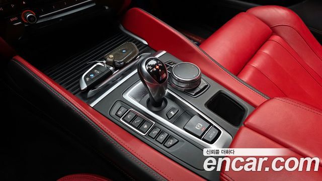 BMW X5M (F15) 4.4