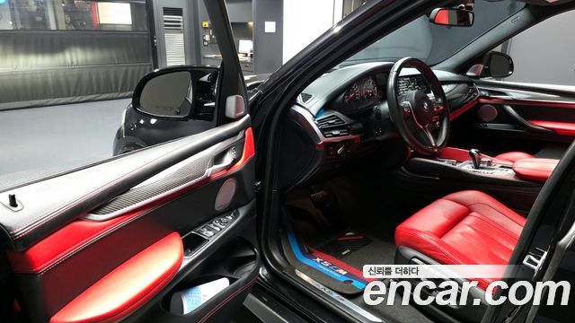 BMW X5M (F15) 4.4