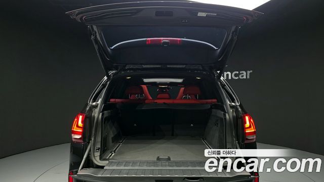 BMW X5M (F15) 4.4