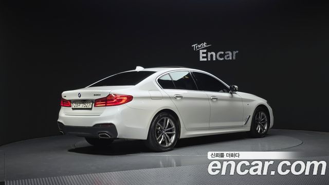 BMW 5-Series 530i xDrive M Sport Package Plus