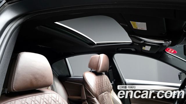 BMW 5-Series 530i xDrive M Sport Package Plus