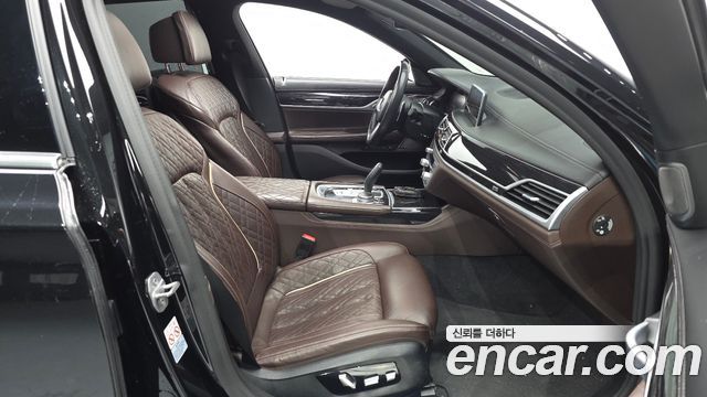 BMW 7-Series 740Li xDrive M Sport Package