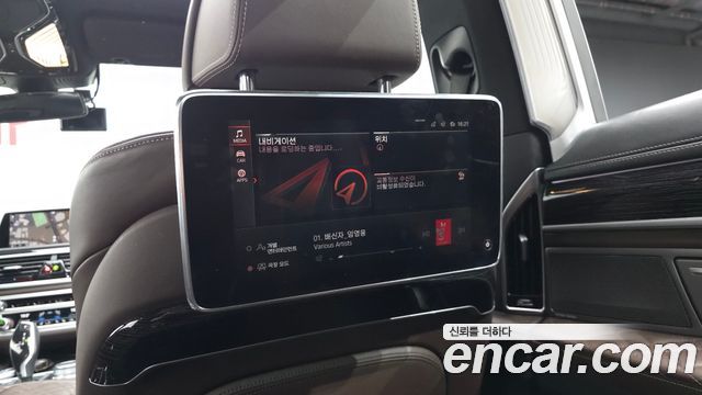 BMW 7-Series 740Li xDrive M Sport Package