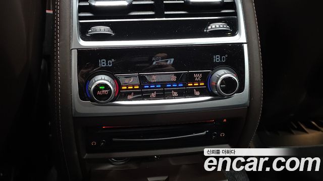 BMW 7-Series 740Li xDrive M Sport Package