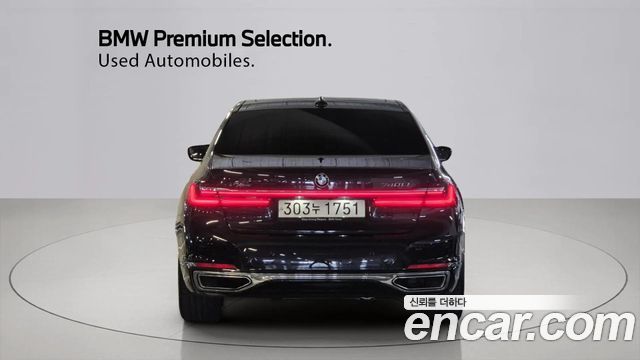 BMW 7-Series 740Li xDrive Design Pure Excellence