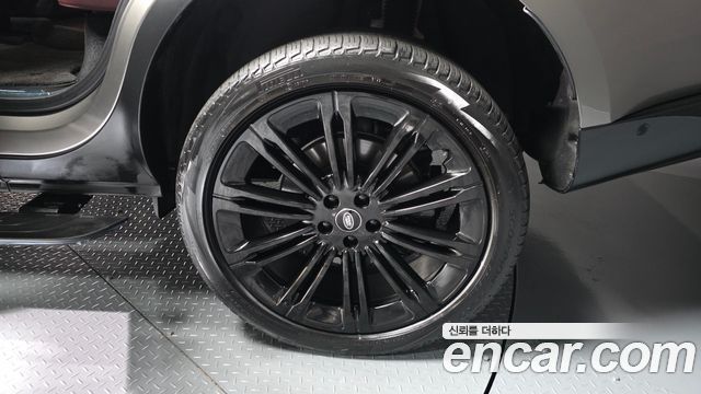 Land Rover Range Rover D350 Autobiography