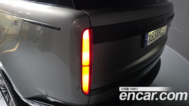 Land Rover Range Rover D350 Autobiography