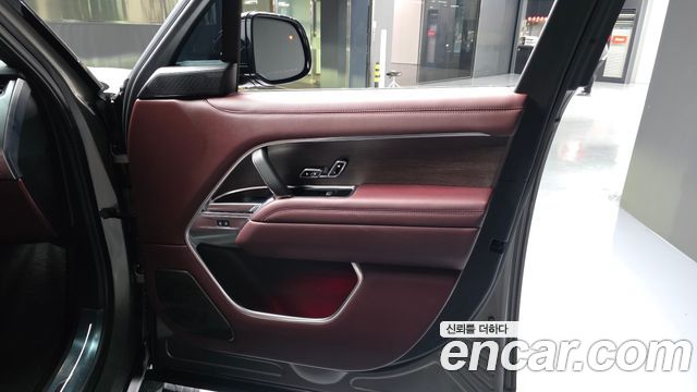 Land Rover Range Rover D350 Autobiography