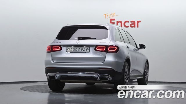 Mercedes-Benz GLC-Class GLC300 4MATIC