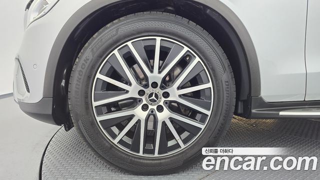 Mercedes-Benz GLC-Class GLC300 4MATIC