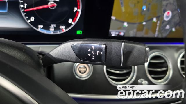 Mercedes-Benz E-Class E300 Avantgarde