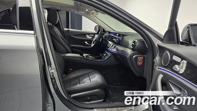 Mercedes-Benz E-Class E300 Avantgarde