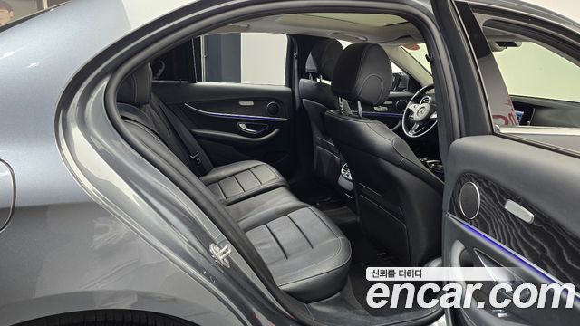 Mercedes-Benz E-Class E300 Avantgarde