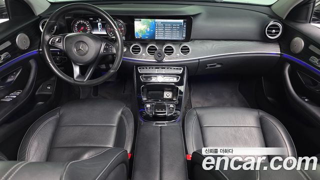 Mercedes-Benz E-Class E220d Avantgarde