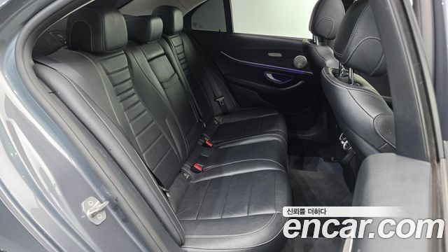 Mercedes-Benz E-Class E220d Avantgarde