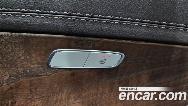 Mercedes-Benz E-Class E220d Exclusive