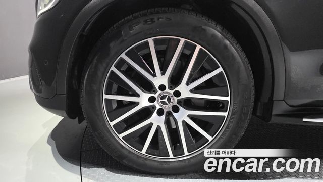 Mercedes-Benz GLC-Class GLC300 4MATIC